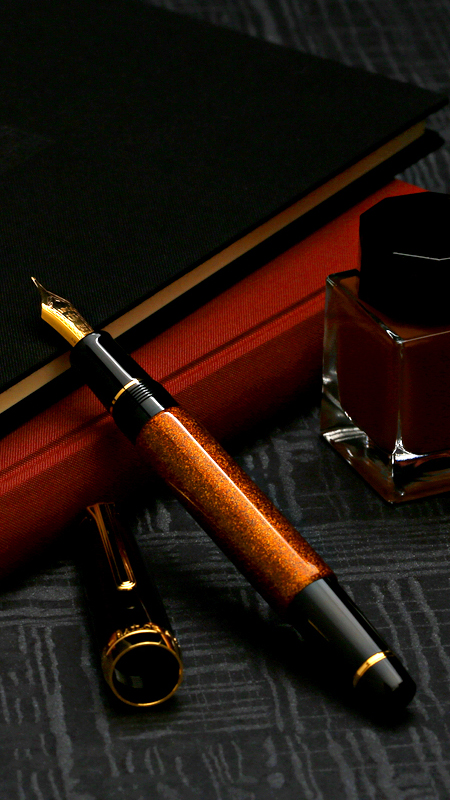 MAKI-E Fountain Pen | YAMADA HEIANDO Lacquerware: Hand-Crafted Imperial Luxury for Japanese Emperor
