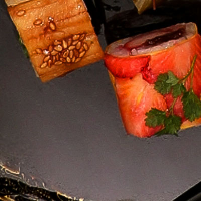 sushi roll (maki sushi)